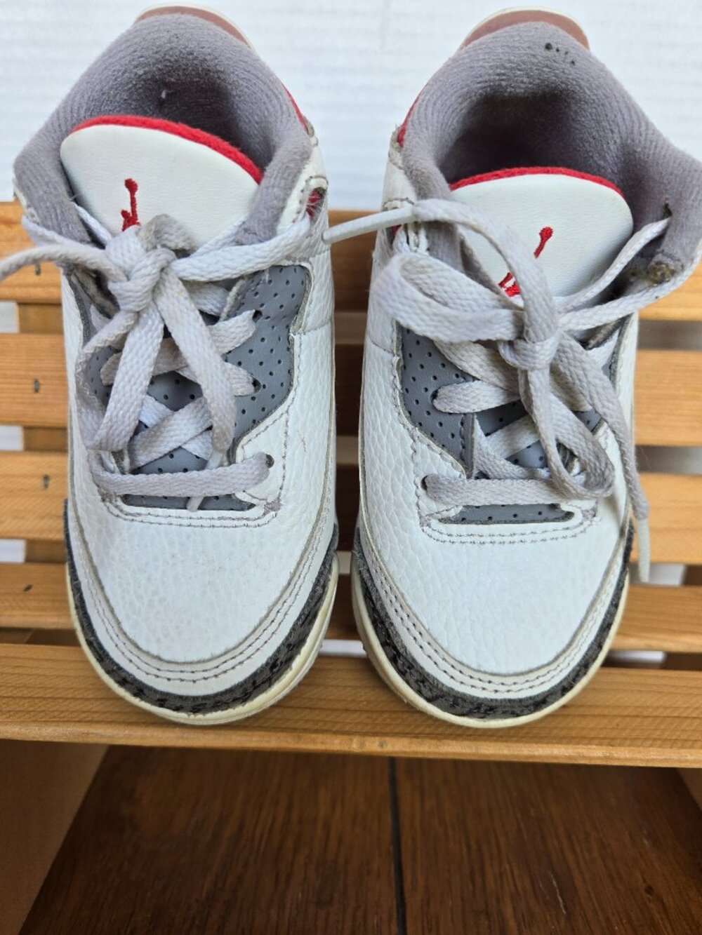 Nike Air Jordan 3 Retro Toddler White, Fire Red, and Gray Sz 6C